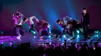 Senada dengan RM, Suga pun mengungkapkan impian yang hampir sama. Akan tetapi ia menambahkan keinginan BTS lainya yaitu bisa masuk Grammy Awards. (AFP/KEVIN WINTER/GETTY IMAGES NORTH AMERICA)