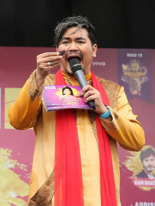 Berbagai kenangan indah didapatkan Jigyasa selama di Indonesia, mulai dari destinasinya selama dua hari di tanggal 27-28 Januari 2017. Juga ceritanya saat mencicipi makanan tradisional Indonesia, gado-gado. (Bambang E. Ros/Bintang.com)