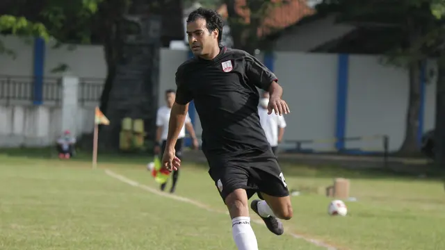 Persis Solo, Khairallah Abdelkbir