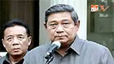 "Semoga almarhum diterima di sisi Tuhan Yang Maha Esa dan keluarga yang ditinggalkan dapat tabah dan tawakal," kata Presiden SBY.