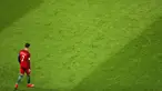 Bintang Portugal, Cristiano Ronaldo, tampak kecewa usai gagal ke final Piala Konfederasi setelah kalah dari Cile di Stadion Kazan Arena, Rusia, Rabu (28/6/2017). (EPA/Tolga Bozoglu)