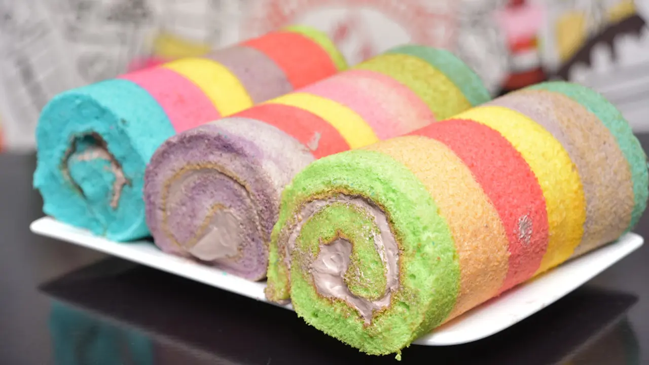 bolu gulung pelangi