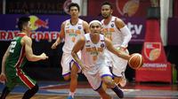Pelita Jaya Energi Mega Persada Jakarta menang telak atas Pacific Caesar Surabaya dalam lanjutan IBL 2016 di GOR Bima Sakti Malang, Kamis (4/2/2016). (IBL)