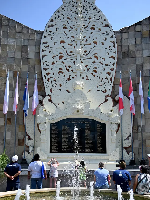 Mengenang 17 Tahun Tragedi Bom Bali 2002