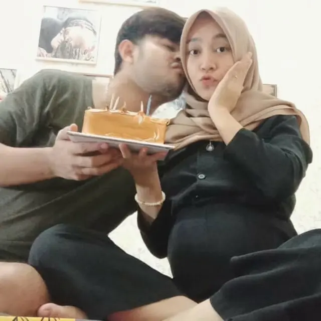 Sering Berperan Sebagai Suami Antagonis, Ini 6 Potret Meidian Maladi dan Sang Istri