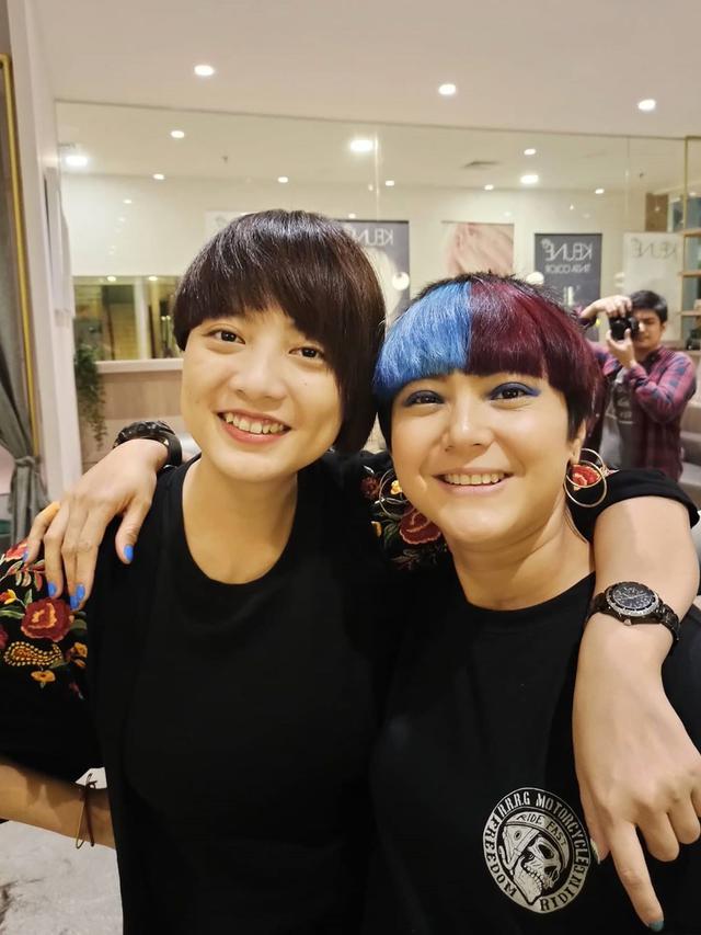 Potret Gaya Rambut Terbaru Leony (sumber : instagram/leonyvh)