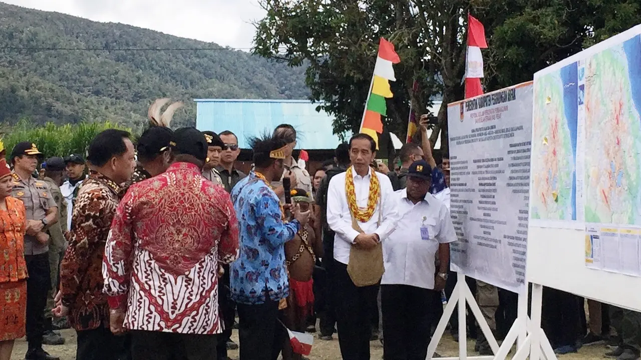 Presiden Jokowi saat berkunjung ke Pergunungan Arfak