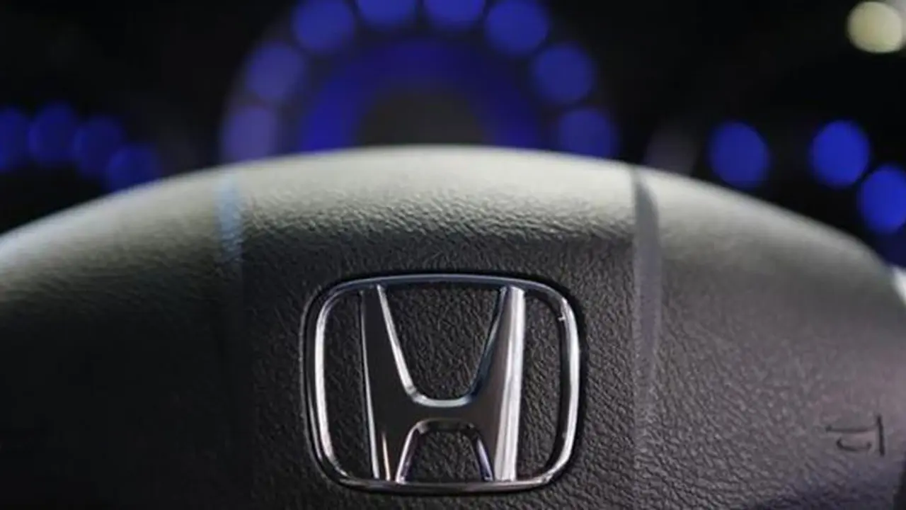 penjualan-honda-140131c.jpg
