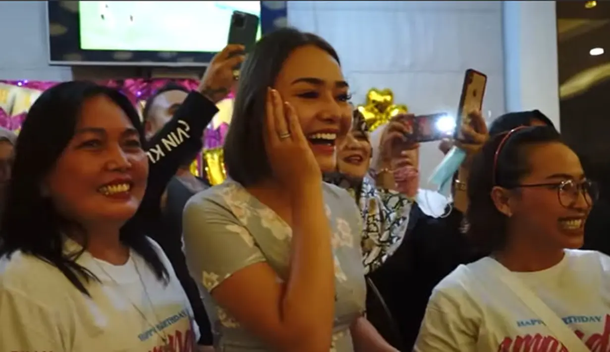 Kejutan Ultah Amanda Manopo (Youtube/Billy Syahputra)