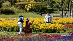 Orang-orang mengunjungi Beijing Garden Expo Park di Distrik Yanqing, Beijing, China, 17 September 2020. (Xinhua/Li Xin)
