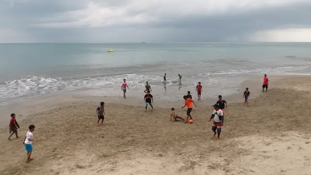 Wisata Pantai Anyer