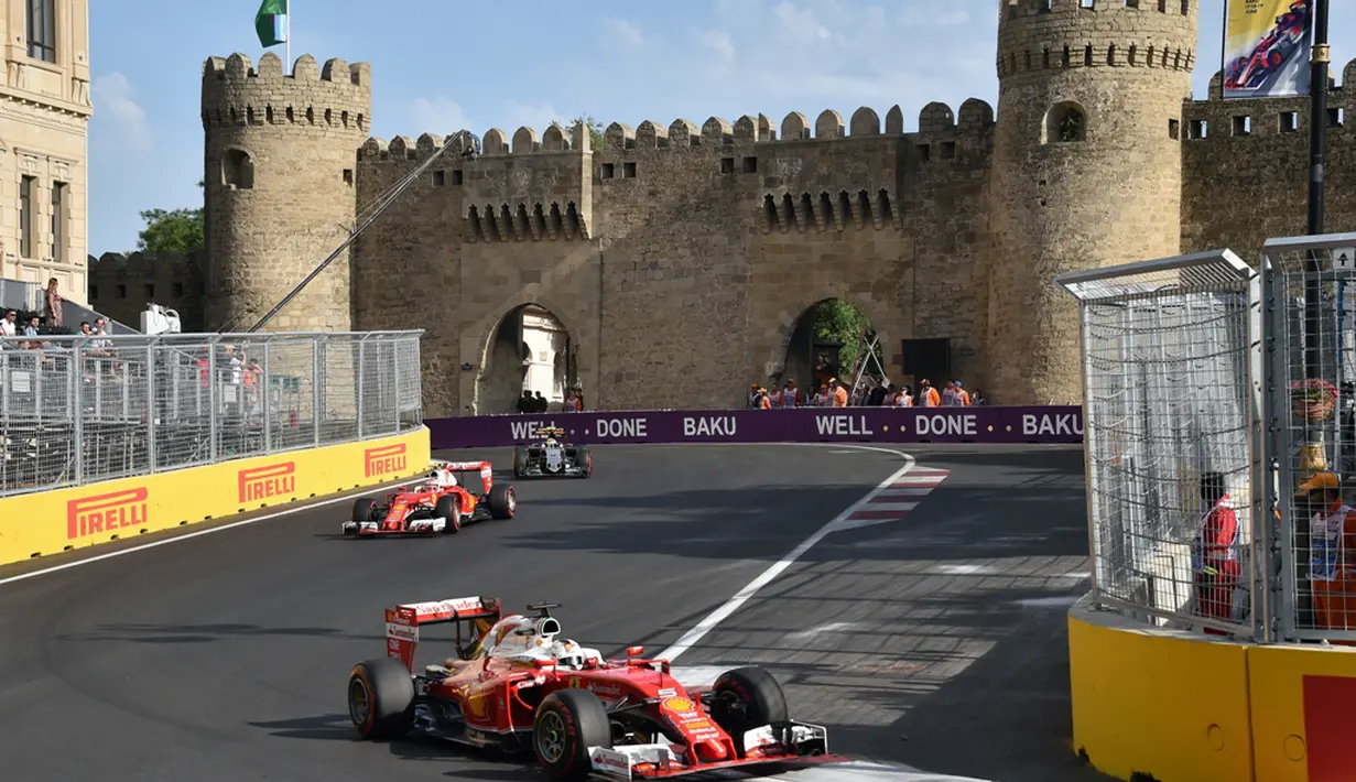 Ini adalah balapan pertama F1 GP Baku di Sirkuit Baku, Azerbaijan, Minggu (19/6/2016). (AFP/Kirill Kudryavtsev)