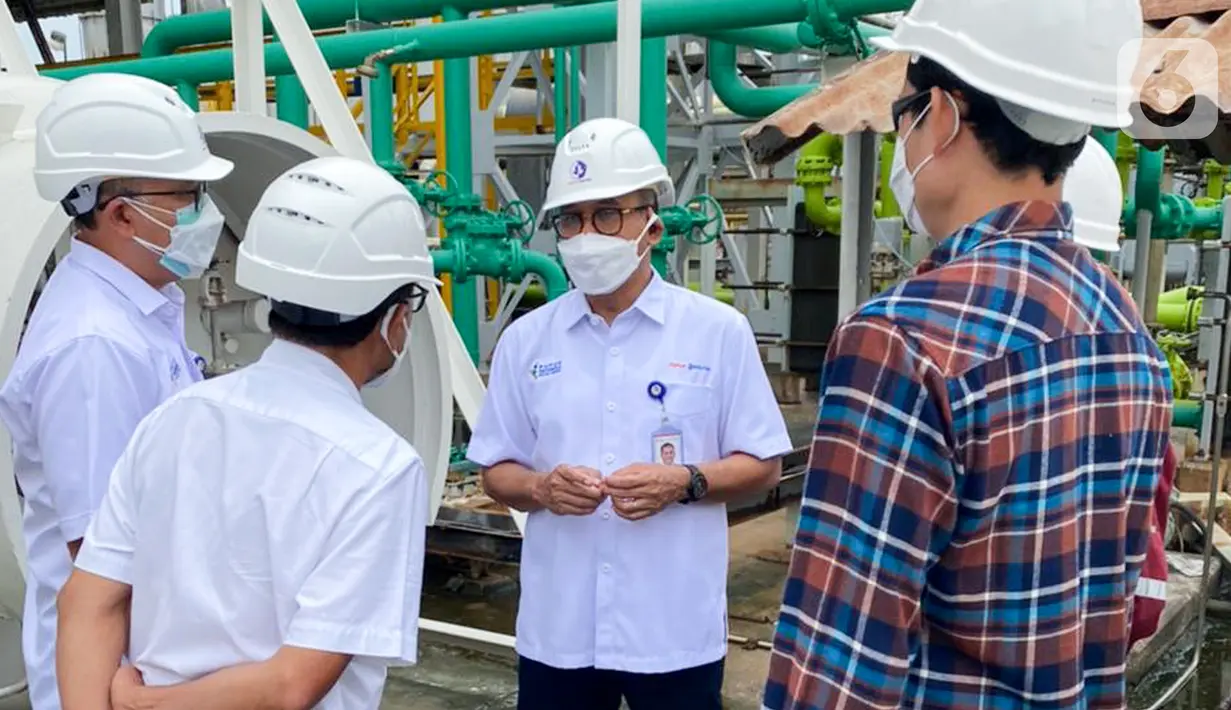 Berdasarkan perhitungan Kemenperin, kebutuhan tabung gas oksigen di beberapa provinsi di Jawa serta Bali diperkirakan mencapai 20.000 tabung dengan kapasitas nasional produksi oksigen sebesar 1.700 ton per hari. (Liputan6.com/HO/PKT)