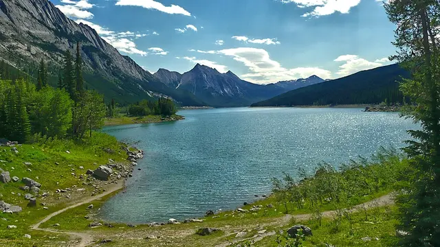 Medicine Lake