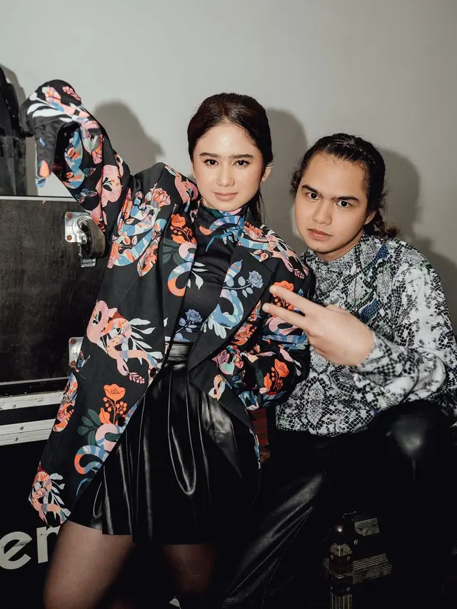 Tissa Biani dan Dul Jaelani