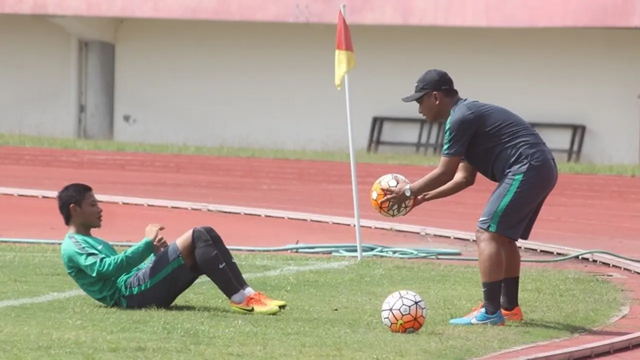 Evan Dimas
