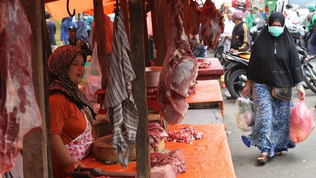 Pedagang Daging Musiman Menjamur