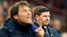 Banyak pelatih di Liga Inggris musim ini yang mempunyai catatan apik saat aktif sebagai pemain. Tidak hanya berstatus sebagai andalan ternyata mereka juga mampu mempersembahkan trofi bagi klub yang dibelanya. Berikut deretan juru taktik yang bergelimang trofi semasa menjadi pemain.