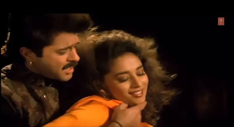 Anil Kapoor dan Madhuri Dixit dalam film Beta (YouTube)