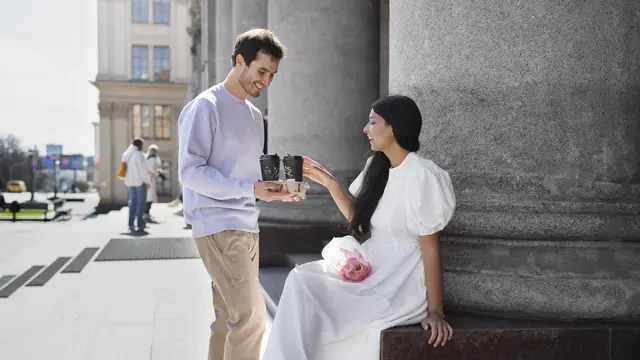 couple juli cinta berbalas.