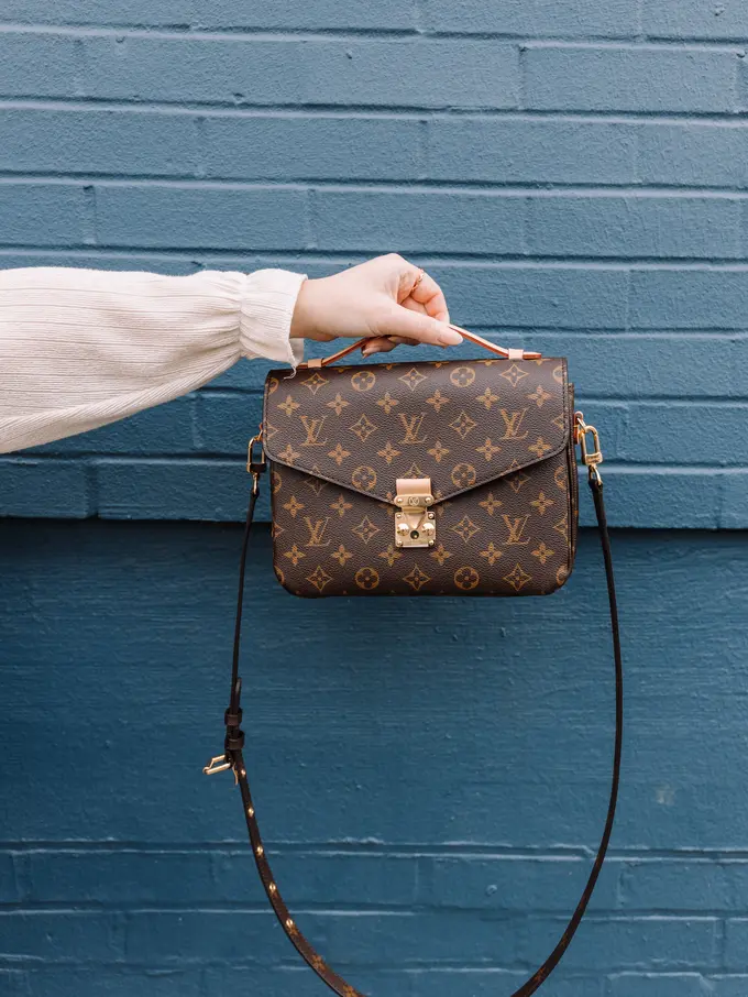 Preloved Fashion Gingerluxthings Sediakan Koleksi dari Eropa Hingga Asia