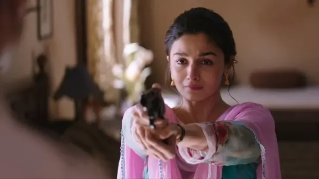 Alia Bhatt dalam Raazi