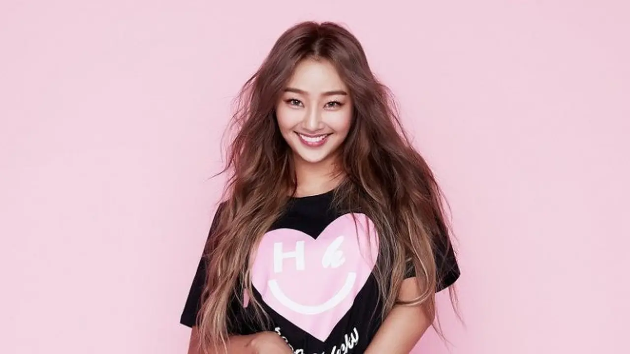 [Bintang] 7 Idol K-Pop yang Akan Comeback pada Pertengahan 2018