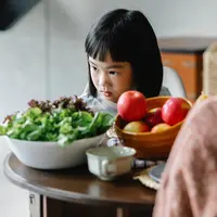 Kekerasan emosional juga dilakukan oleh orangtua pada anaknya. (Foto: Pexels.com/Alex Green)