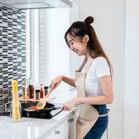 Ilustrasi memasak/copyright shutterstock by MiniStocker