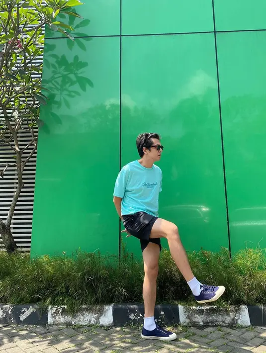 Setelah menjadi model iklan tersebut, Kevin Julio pun kemudian mengikuti berbagai jenis casting. Hingga akhirnya ia membintangi sinetron Candy untuk pertamakalinya bersama Rachel Amanda. (Instagram/kevinjulio1993)