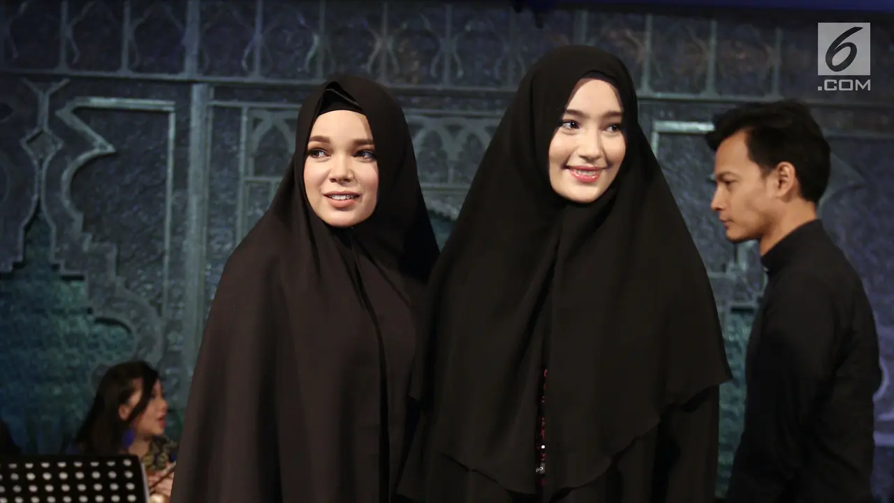 Sandra Dewi dan Tatjana Saphira