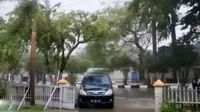 Diguyur Hujan, Kabut Asap di Riau Menipis