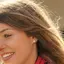 Wanita asal Perancis yang kini mengencani Gelandang MU, Morgan Schneiderlin.
