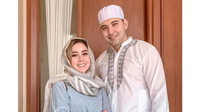 Momen Kebersamaan Cita Citata dan Roy Geurts