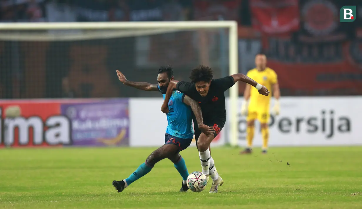 Masuknya Braif Fatari di babak kedua mendapatkan tenaga tambahan bagi Persija. Ia pun sering membantu serangan maupun pertahanan Persija. (Bola.com/Ikhwan Yanuar)