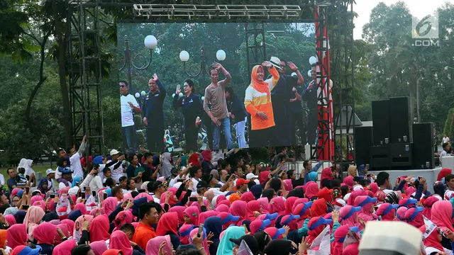 Presiden Jokowi Senam Bareng Warga Kota Tangerang