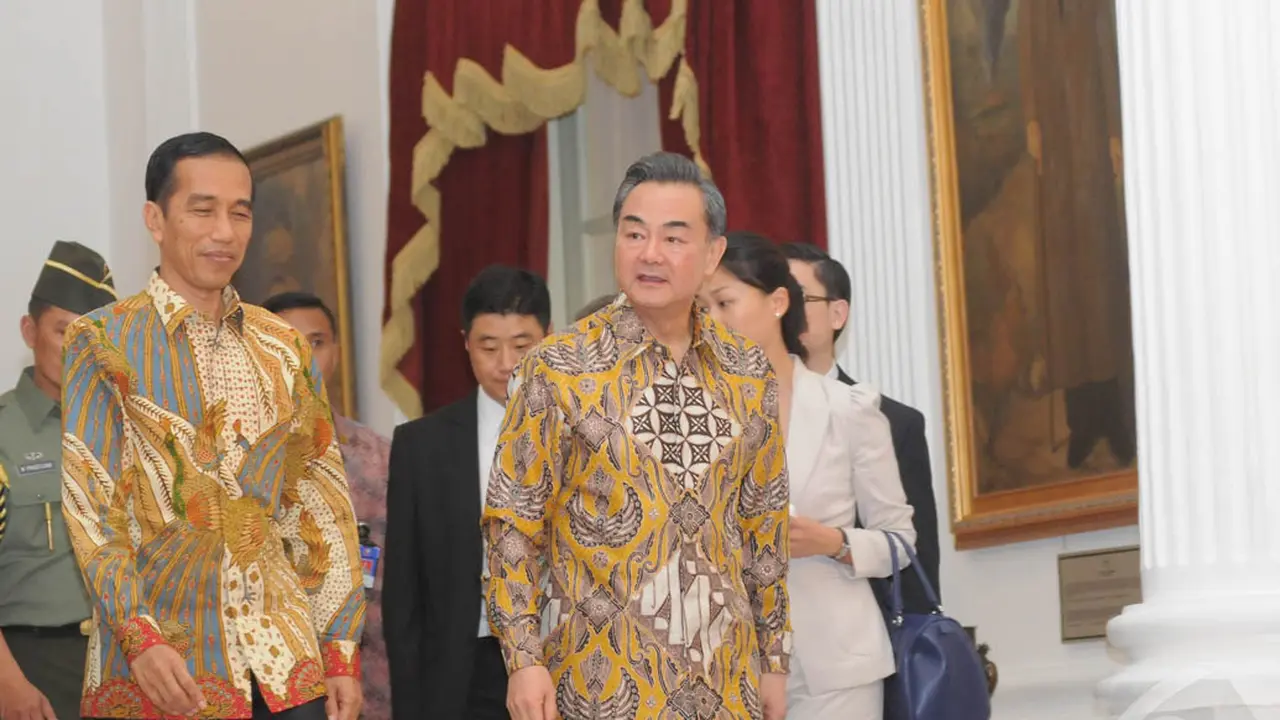 Keakraban Jokowi dan Menlu China