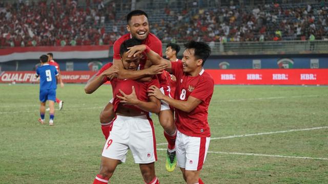 Foto: Goks! Timnas Indonesia Menang Besar atas Nepal dan Lolos ke Piala Asia 2023