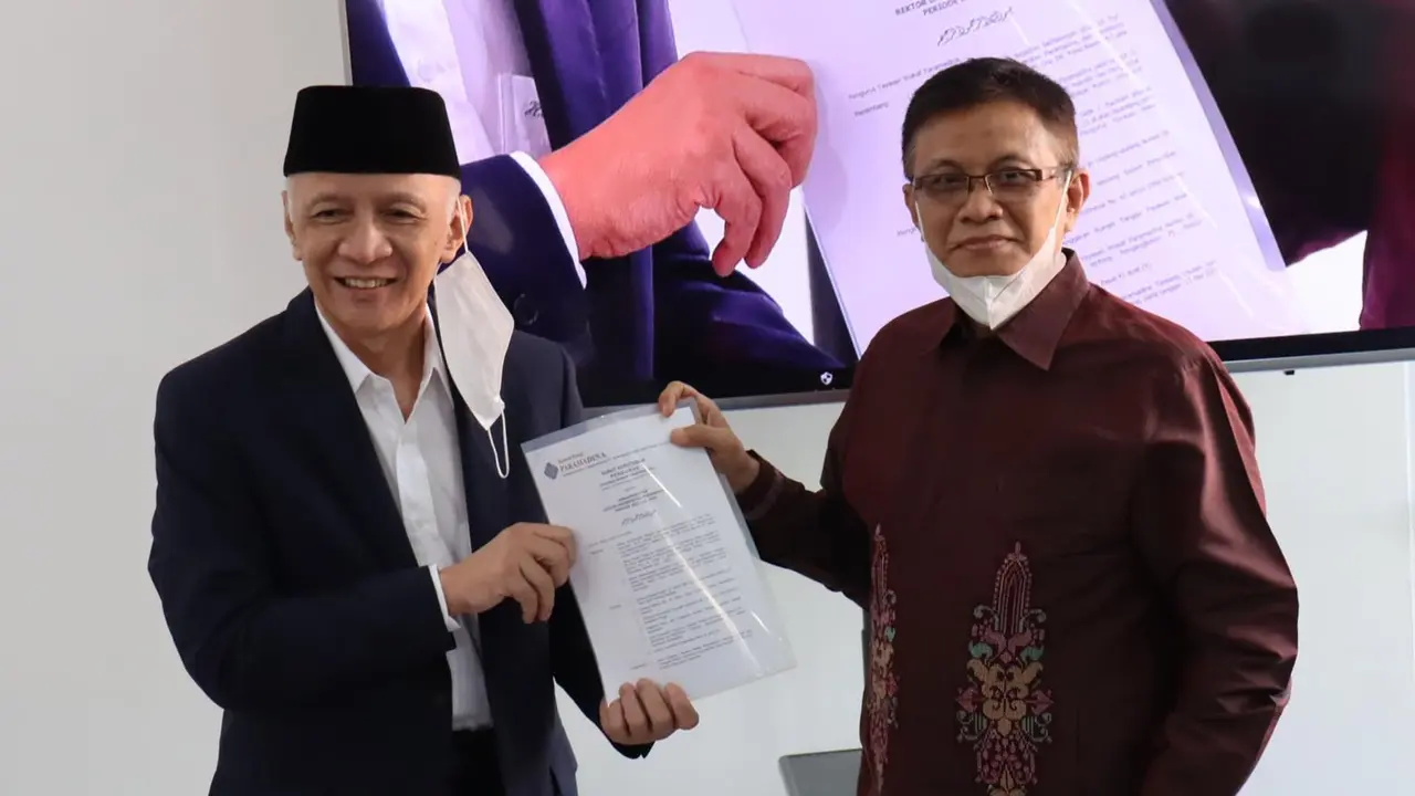 Pengukuhan Rektor Baru Universitas Paramadina Prof. Didik J. Rachbini, M.Sc., Ph.D. (Dok. Universitas Paramadina/www.paramadina.ac.id)