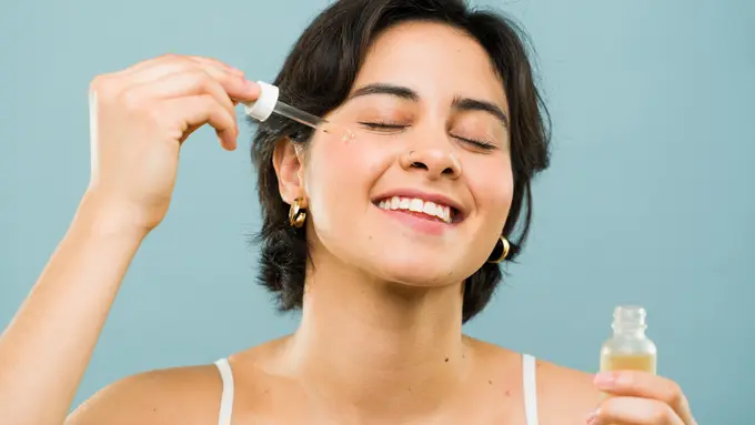 14 Manfaat Hyaluronic Acid untuk Kecantikan Wajah, Bahan Skincare Andalan Kulit Glowing