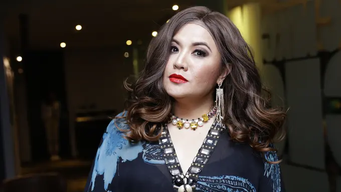 Memesonanya Cornelia Agatha Saat Gala Premier Si Doel The Movie 2