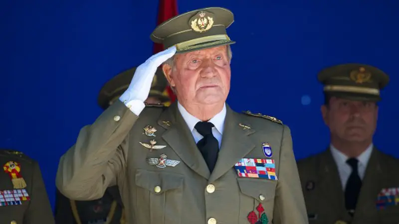Raja Juan Carlos Mengundurkan Diri