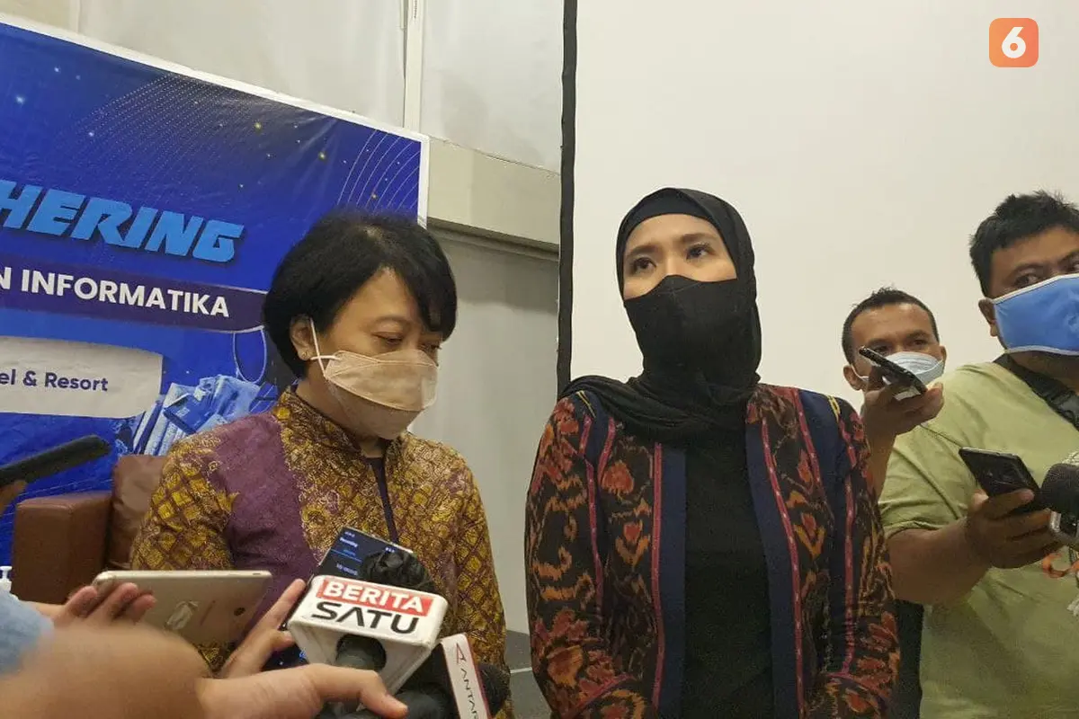 Staf Ahli Menkominfo