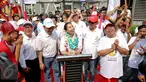 Menteri BUMN Rini Soemarno meresmikan pembukaan PORSENI BUMN 2015, Jakarta, Minggu (8/11/2015). Acara ini diharapkan mampu memunculkan bintang-bintang baru di berbagai cabang olah raga maupun bidang kesenian. (Liputan6.com/Faizal Fanani)