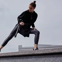 EA7 Emporio Armani persembahkan koleksi Autumn/Winter 2020-21 yang menggabungkan teknologi bahan dengan desain yang fungsional. (Foto: dok EA7 Emporio Armani)