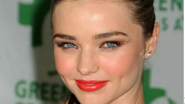 Rahasia Gaya Make up Miranda Kerr
