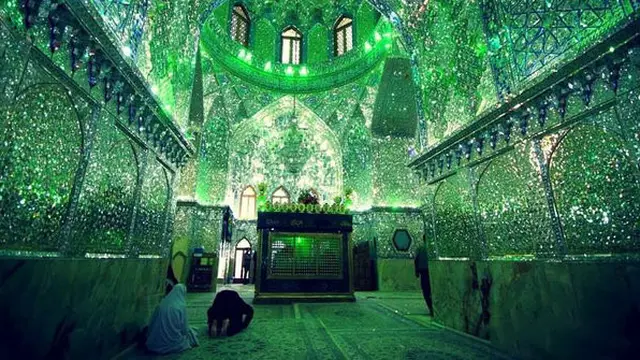 Keindahan Masjid Shah Cheragh (sumber: infobae)