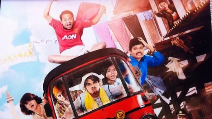 [Bintang] SCTV Ajak Nonton Layar Tancap Bareng di Gresik