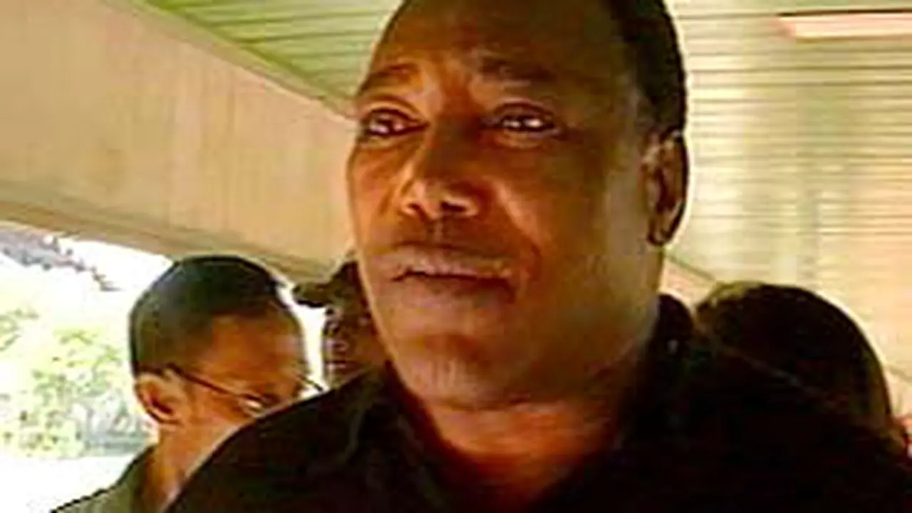 031206cbenson.jpg