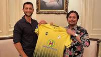 Pelatih baru Barito Putera, Rodney Goncalves. (Bola.com/Gatot Susetyo)